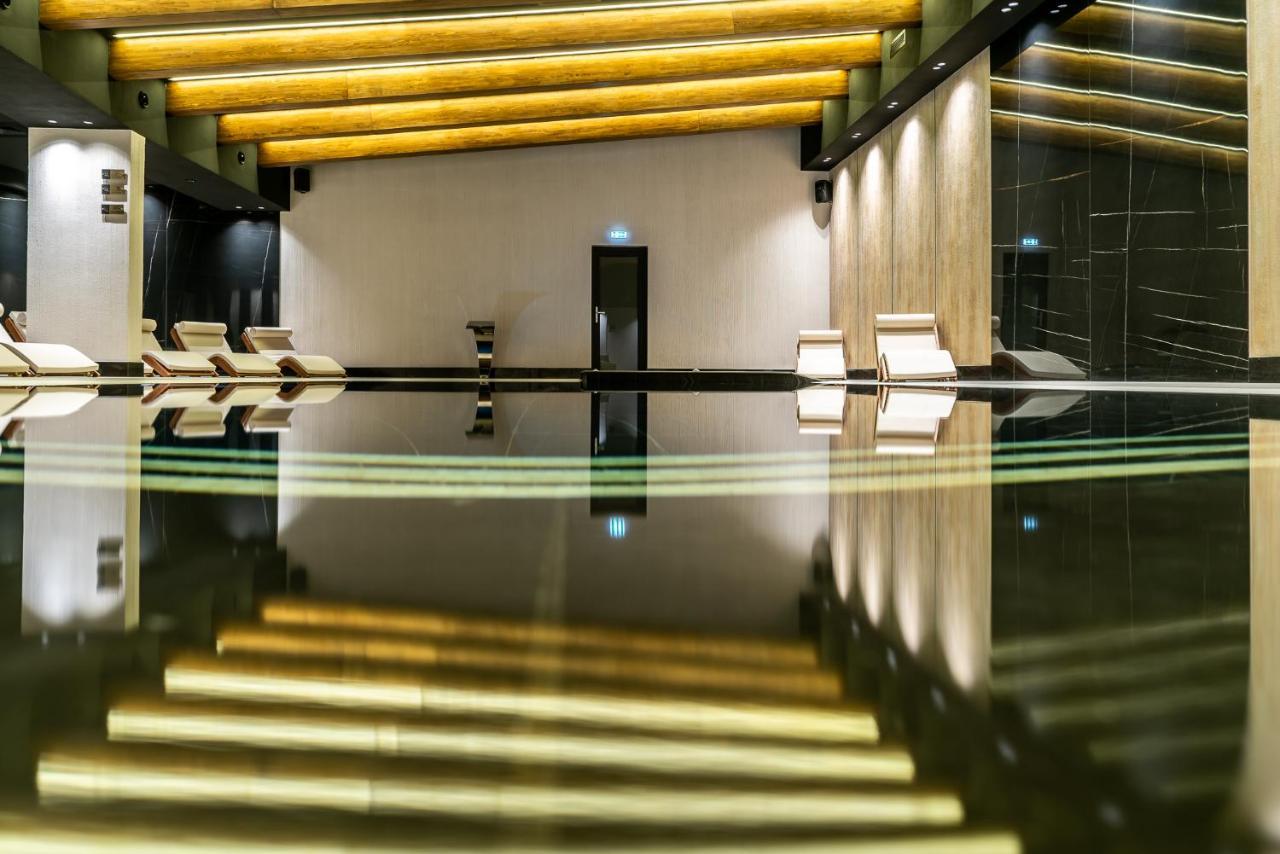 Hotel Roman Maramures - Ski & Spa Resort Statjunea Borsa Exterior foto