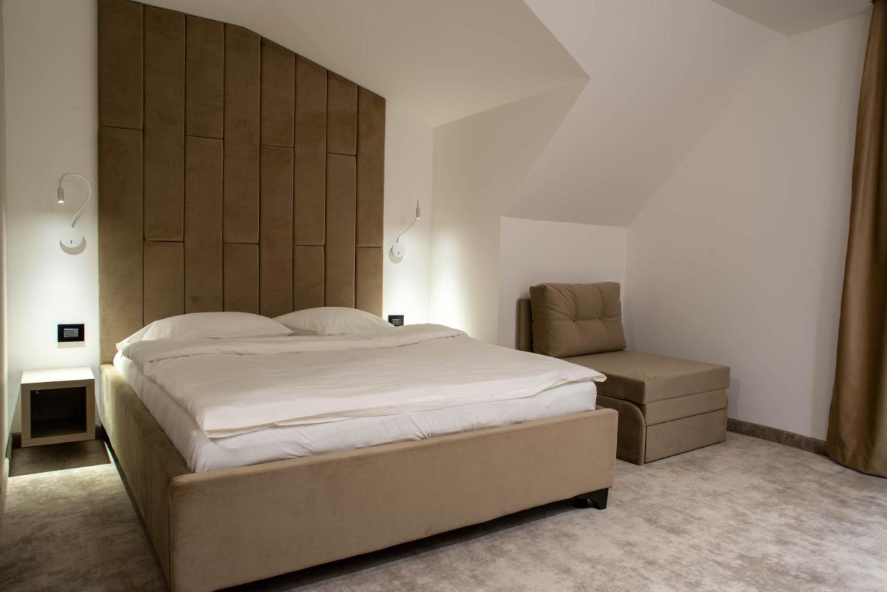 Hotel Roman Maramures - Ski & Spa Resort Statjunea Borsa Exterior foto